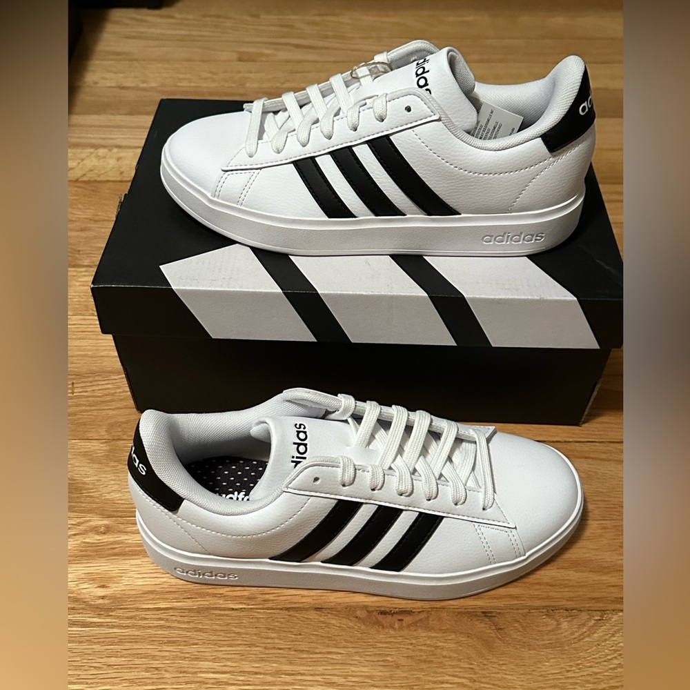 ADIDAS 👟 - Classic White Sneakers with Black Stripes